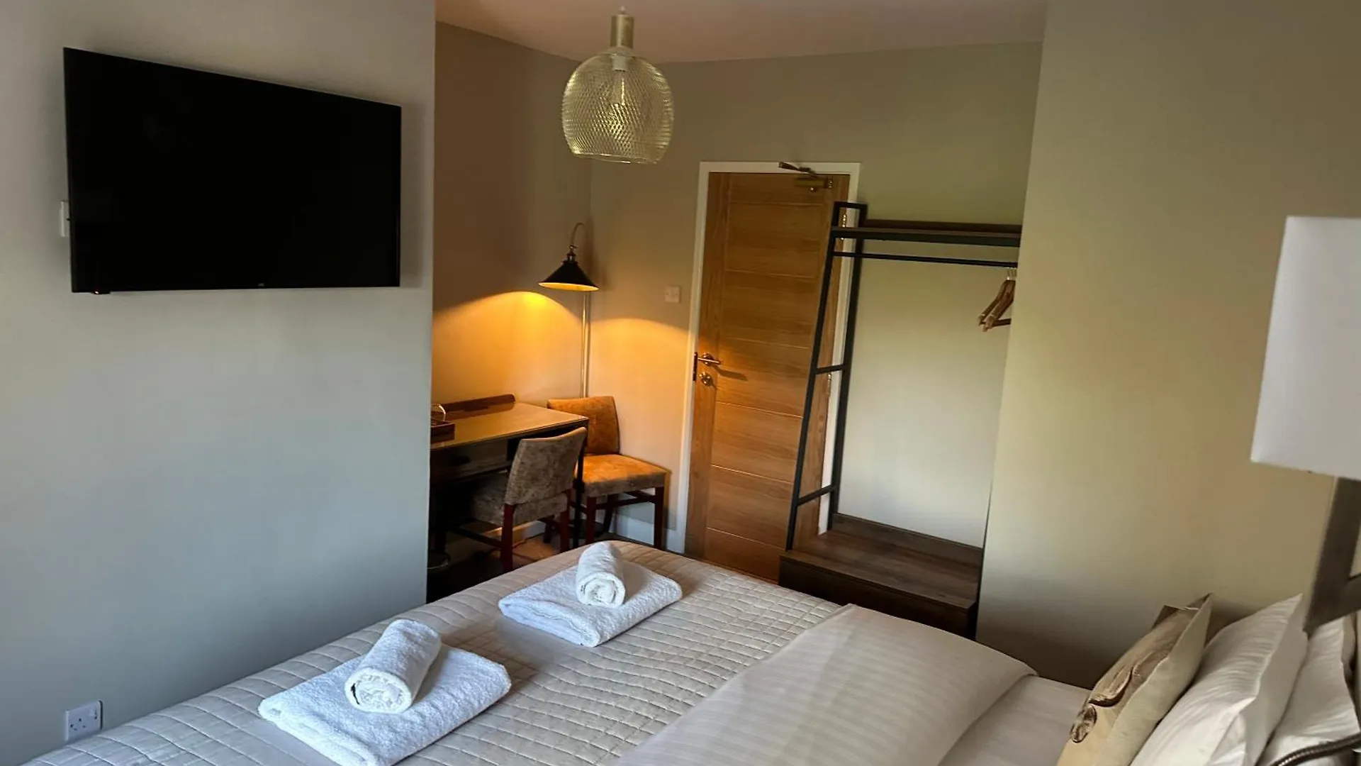 ****  Burton Lodge Guest House & Spa Brandesburton Reino Unido